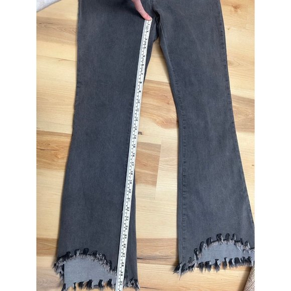 Six crisp days flared jeans distressed bottoms size medium - Picture 6 of 6